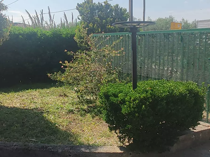 Immagine 18 di Villa in vendita  in Via Guido Scocozza 9 a Eboli