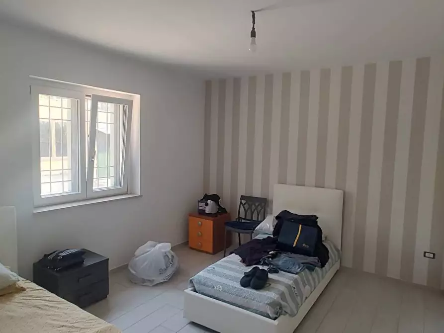 Immagine 14 di Villa in vendita  in Via Guido Scocozza 9 a Eboli