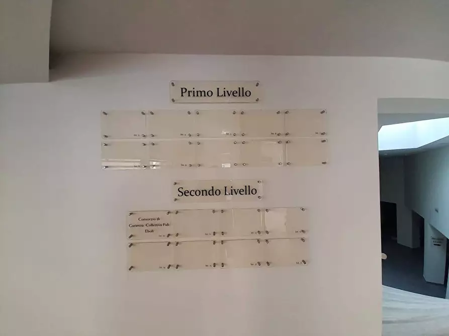 Immagine 4 di Palazzo in vendita  in Via San Berardino a Eboli