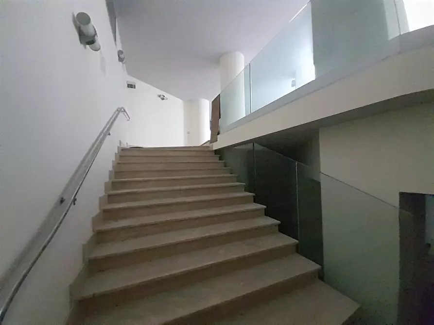 Immagine 13 di Palazzo in vendita  in Via San Berardino a Eboli