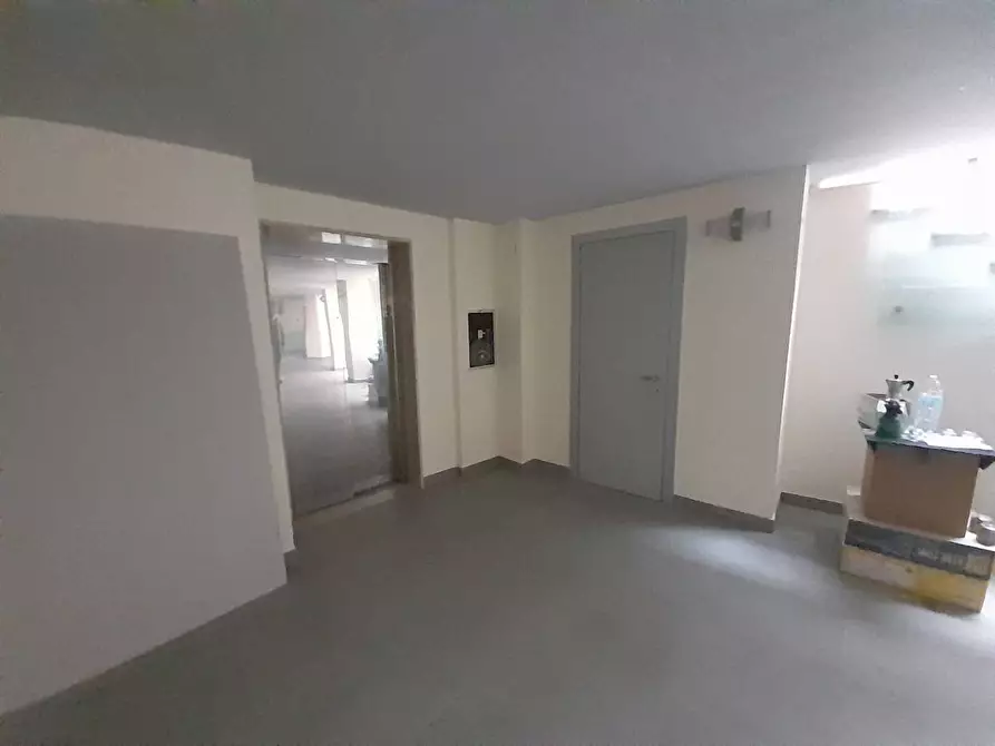 Immagine 7 di Palazzo in vendita  in Via San Berardino a Eboli