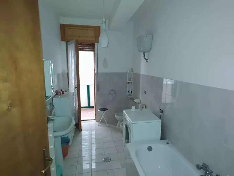 Immagine 7 di Appartamento in vendita  in Via S. Caterina a Mirabella Eclano