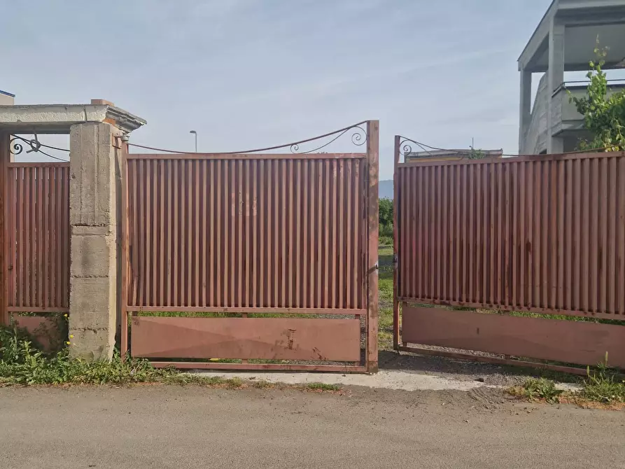 Immagine 4 di Casa indipendente in vendita  in Via Urbano VI a Nocera Inferiore