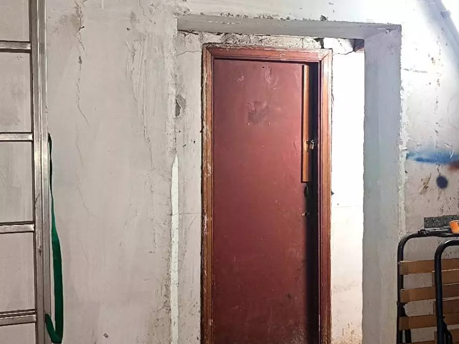 Immagine 10 di Magazzino in vendita  in Via Gramsci a Nocera Inferiore