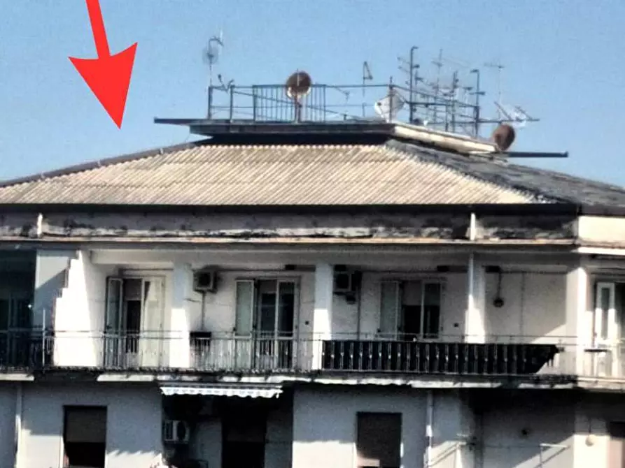 Immagine 11 di Magazzino in vendita  in Via Gramsci a Nocera Inferiore