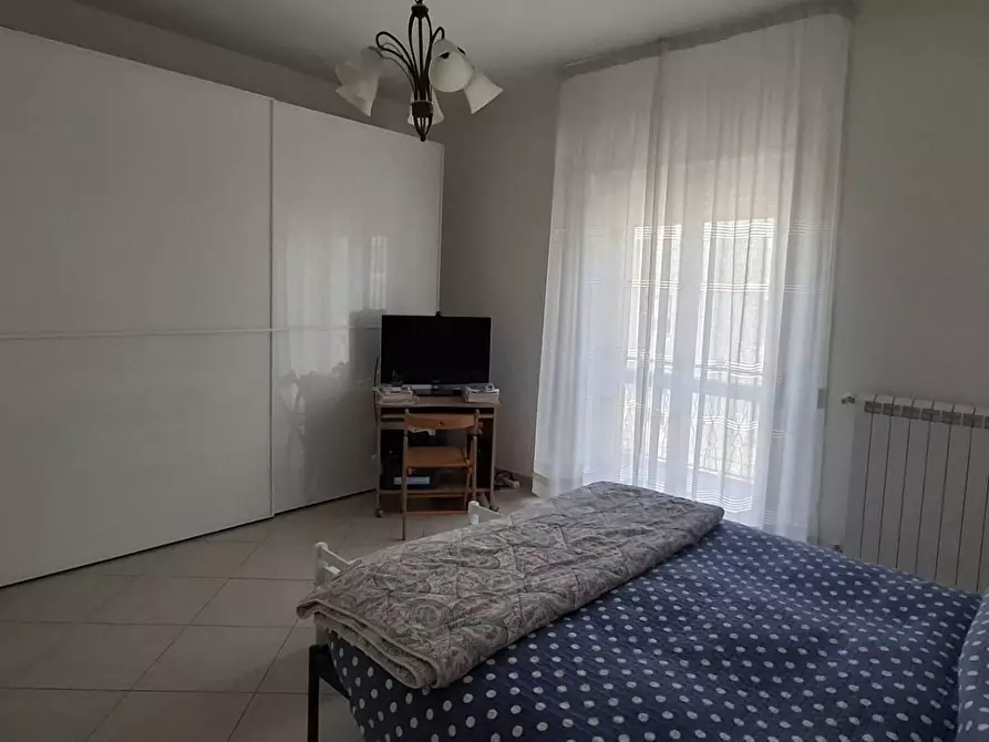 Immagine 9 di Appartamento in vendita  in Via Pio IX a Eboli