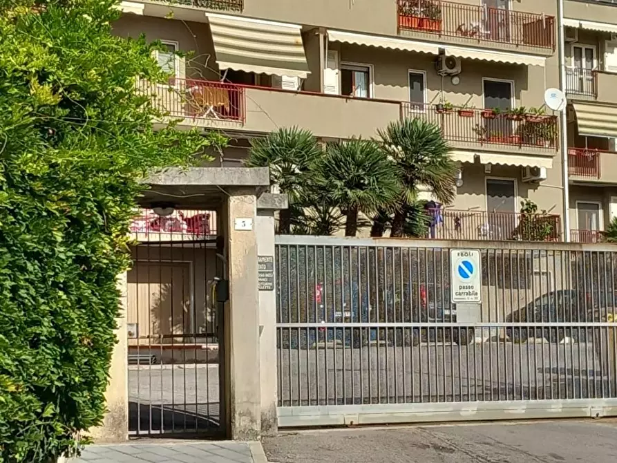 Immagine 1 di Appartamento in affitto  in Via San Cataldo 1 a Eboli