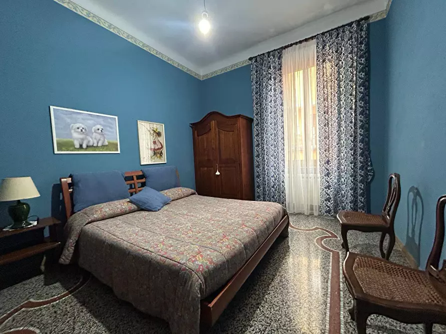 Immagine 1 di Appartamento in vendita  in Via Guala 1 a Savona