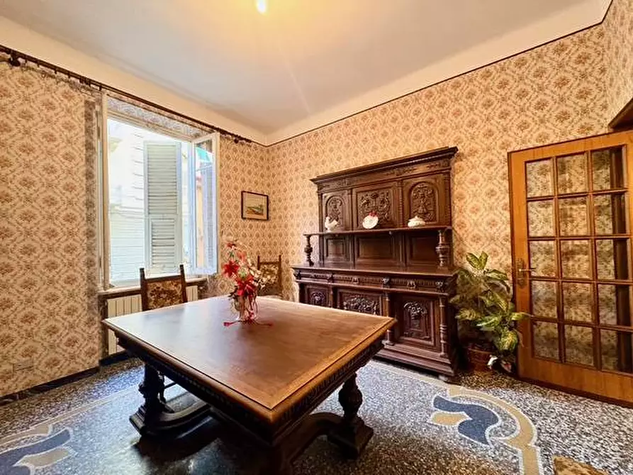 Immagine 12 di Appartamento in vendita  in Via Albenga a Savona