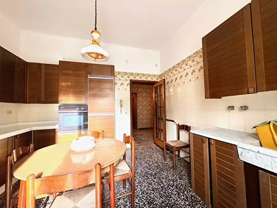 Immagine 16 di Appartamento in vendita  in Via Albenga a Savona