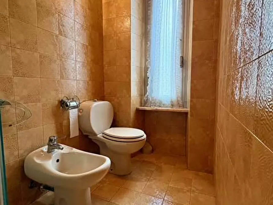 Immagine 24 di Appartamento in vendita  in Via Albenga a Savona