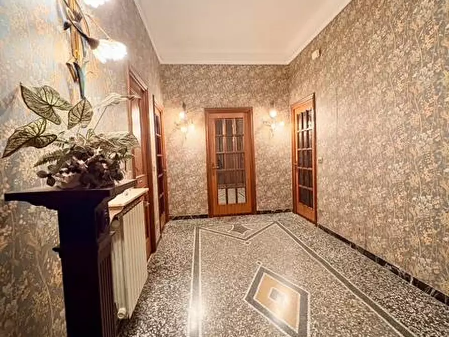 Immagine 26 di Appartamento in vendita  in Via Albenga a Savona