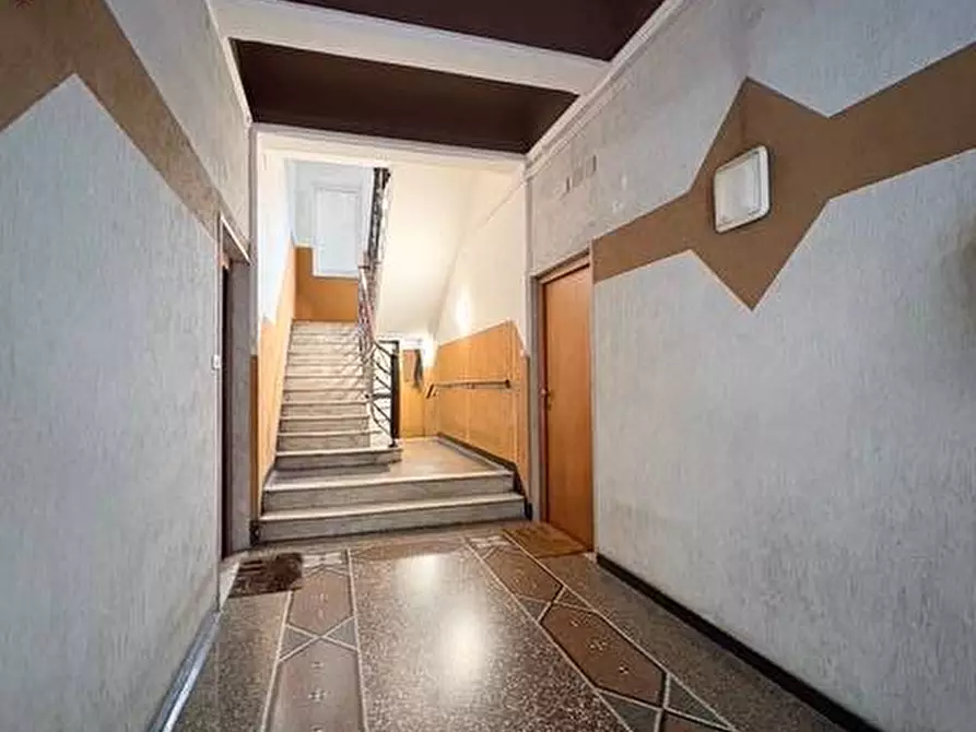 Immagine 30 di Appartamento in vendita  in Via Albenga a Savona