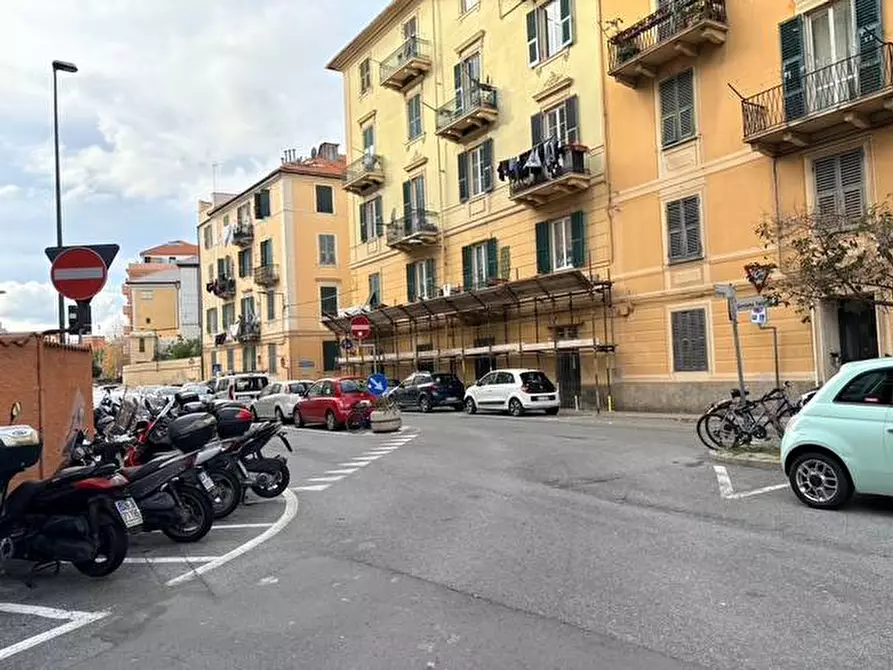 Immagine 33 di Appartamento in vendita  in Via Albenga a Savona