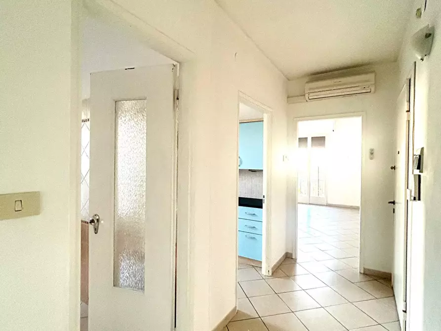 Immagine 6 di Appartamento in vendita  a Savona