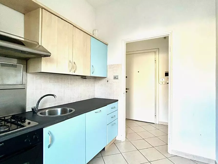 Immagine 11 di Appartamento in vendita  a Savona