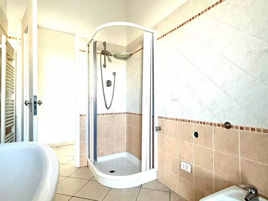 Immagine 13 di Appartamento in vendita  a Savona