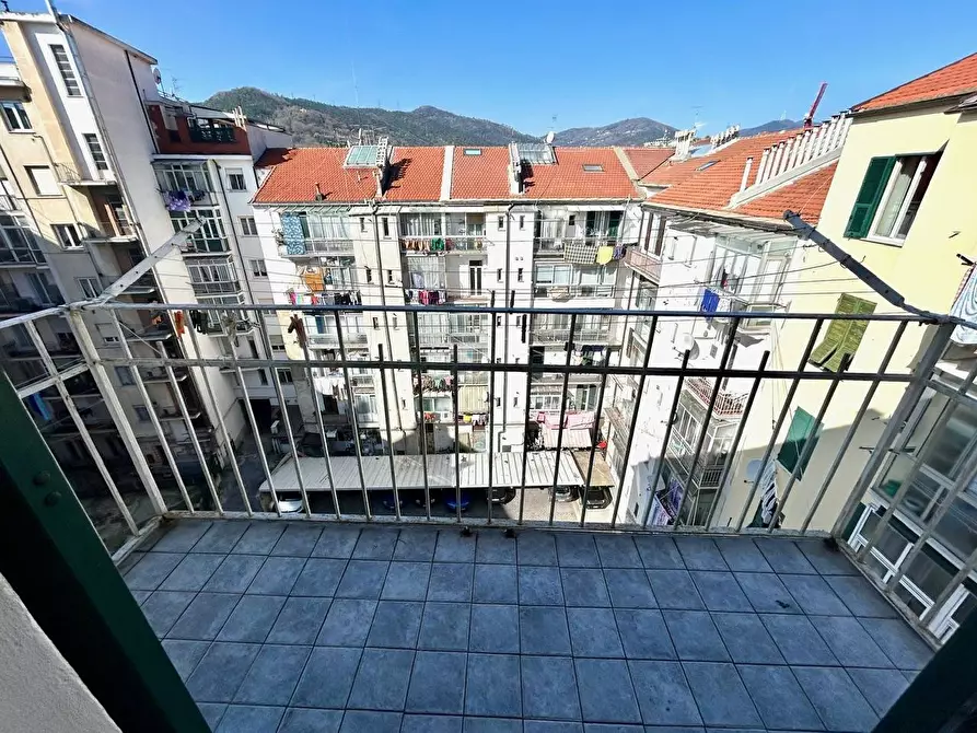 Immagine 17 di Appartamento in vendita  in VIA OXILIA 5 a Savona