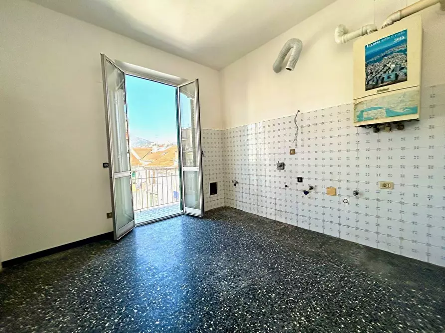 Immagine 10 di Appartamento in vendita  in VIA OXILIA 5 a Savona