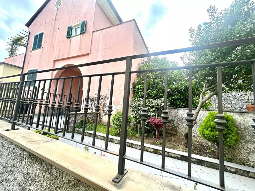 Immagine 14 di Appartamento in vendita  in BORGO DEGLI ERCHI a Albisola Superiore