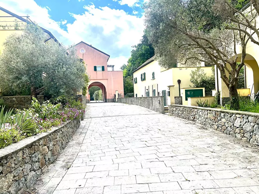 Immagine 18 di Appartamento in vendita  in BORGO DEGLI ERCHI a Albisola Superiore