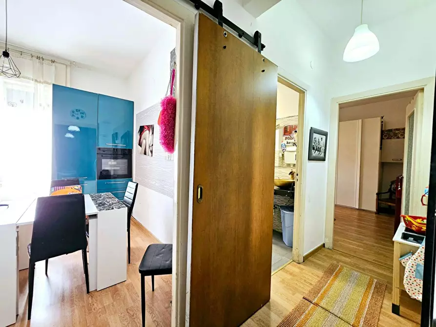 Immagine 2 di Appartamento in vendita  in VIA MIGNONE 13B a Savona