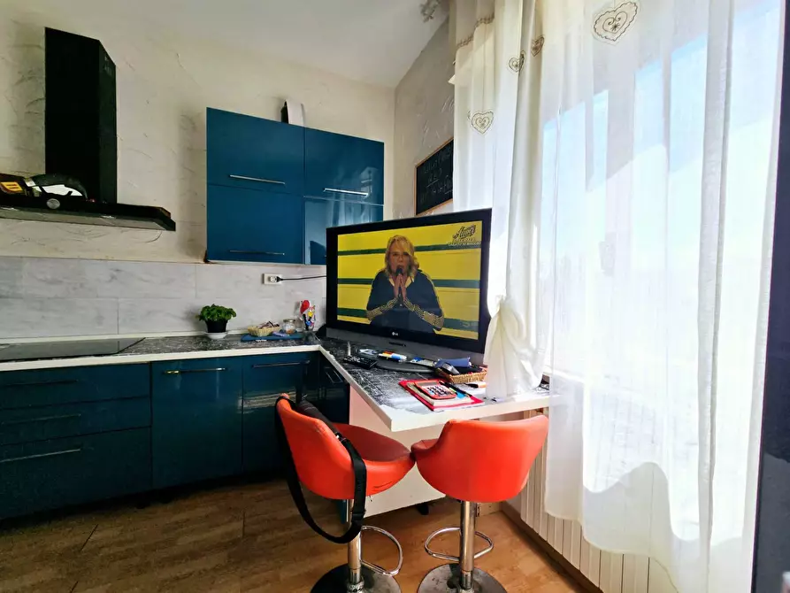 Immagine 6 di Appartamento in vendita  in VIA MIGNONE 13B a Savona