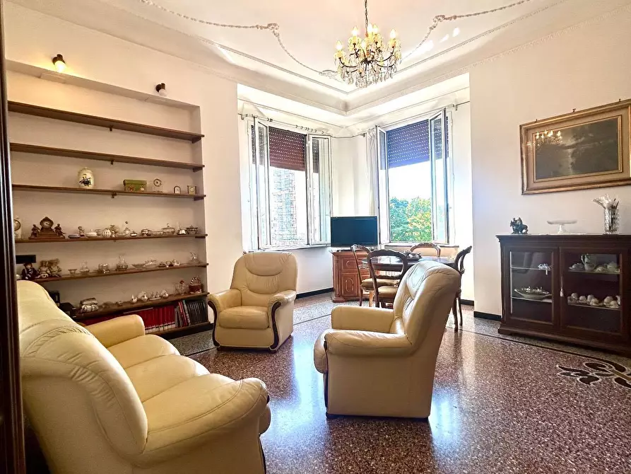 Immagine 5 di Appartamento in vendita  in CORSO RICCI 2 a Savona