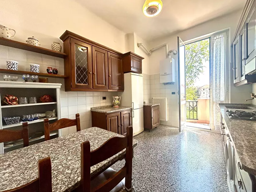 Immagine 15 di Appartamento in vendita  in CORSO RICCI 2 a Savona