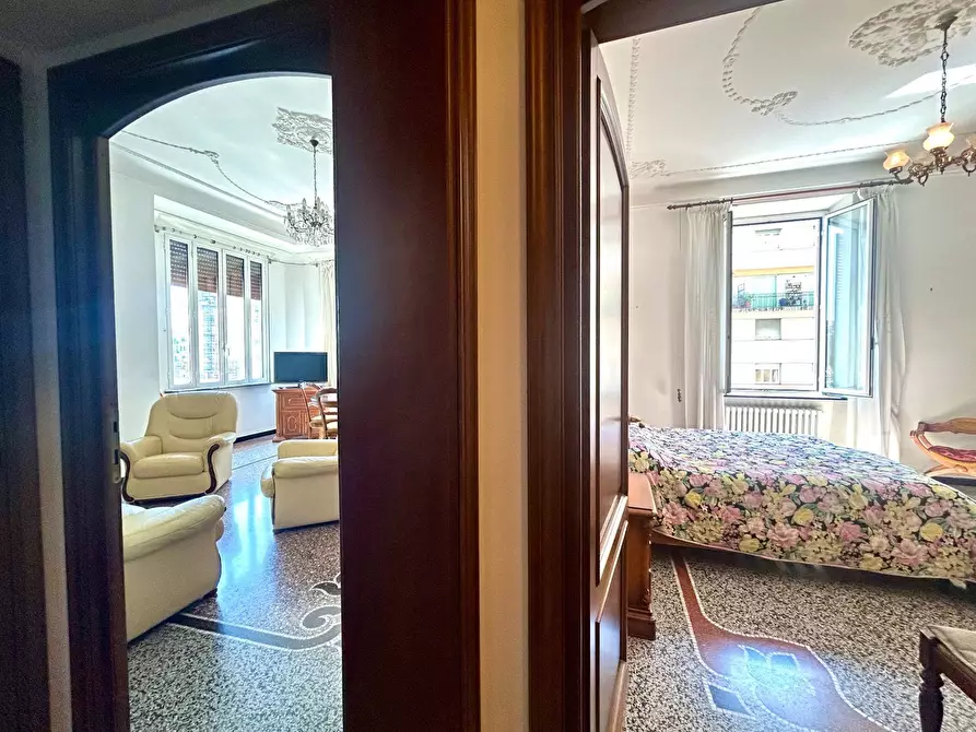 Immagine 22 di Appartamento in vendita  in CORSO RICCI 2 a Savona