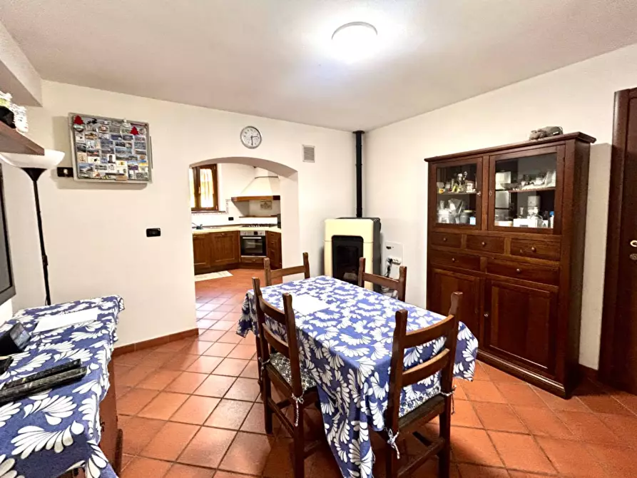 Immagine 11 di Appartamento in vendita  in Via Capanne a Quiliano