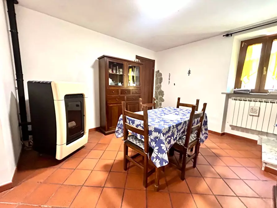 Immagine 13 di Appartamento in vendita  in Via Capanne a Quiliano