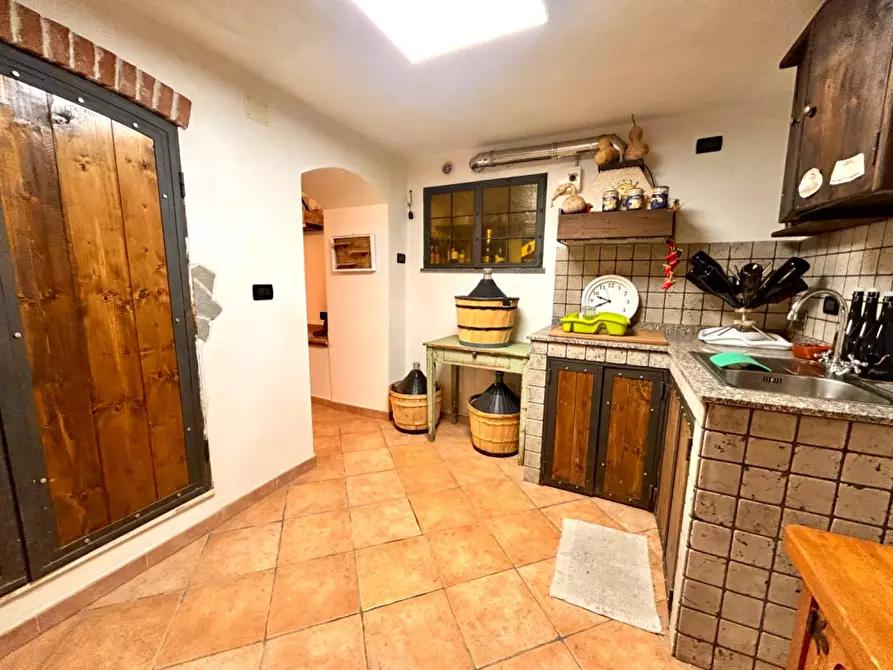 Immagine 40 di Appartamento in vendita  in Via Capanne a Quiliano