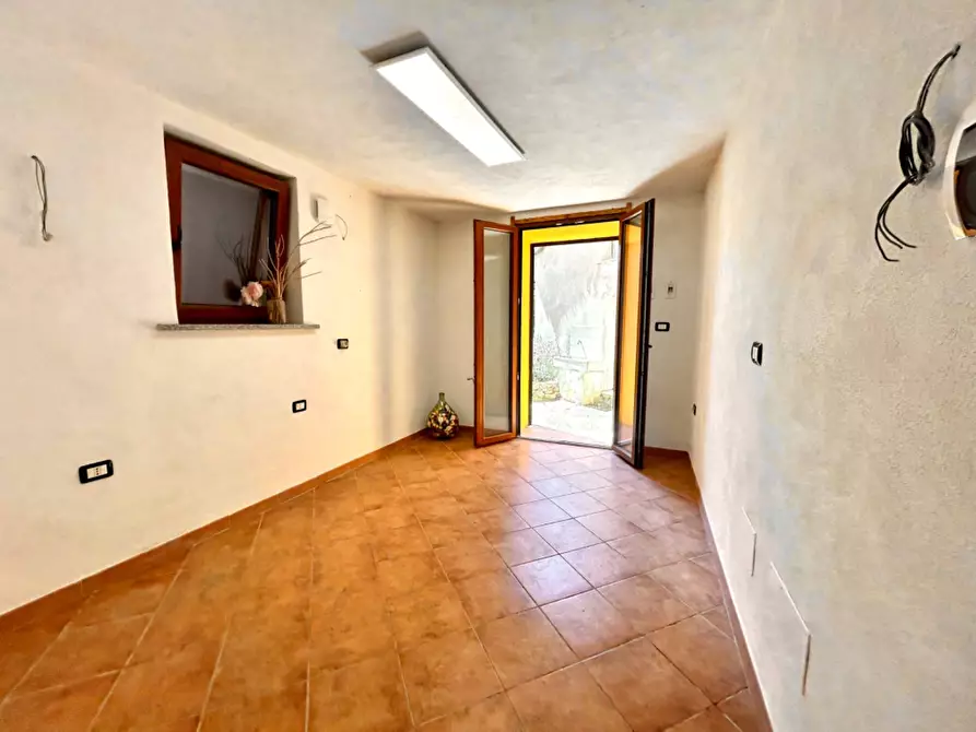 Immagine 48 di Appartamento in vendita  in Via Capanne a Quiliano