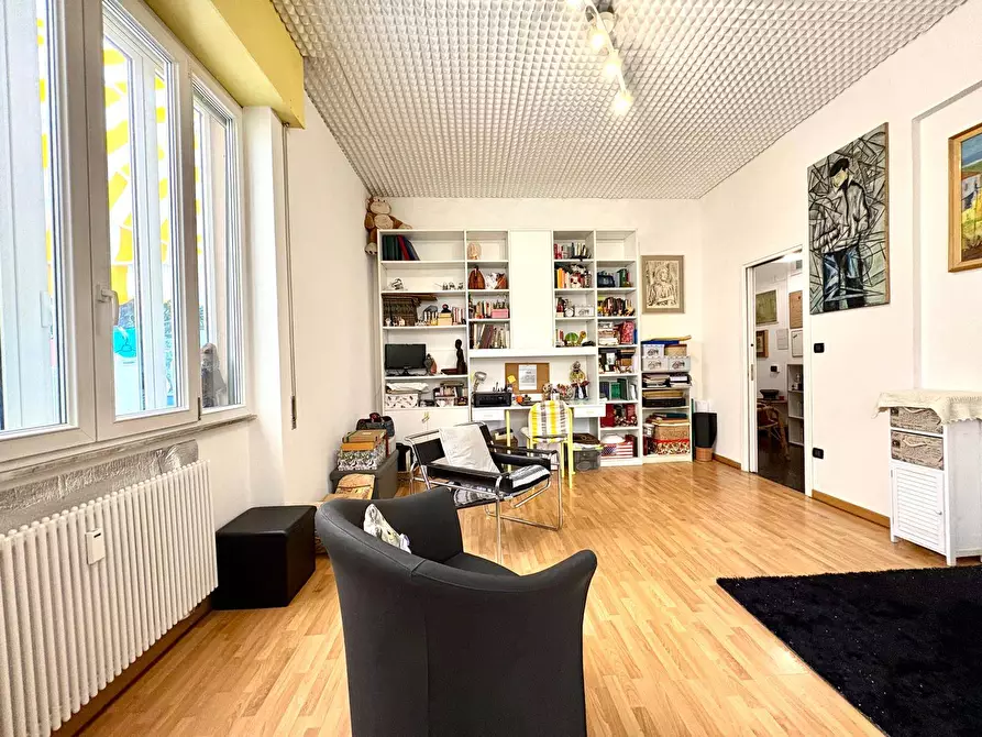 Immagine 3 di Appartamento in vendita  in Via Servettaz a Savona