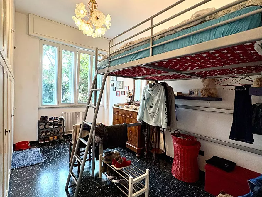 Immagine 10 di Appartamento in vendita  in Via Servettaz a Savona