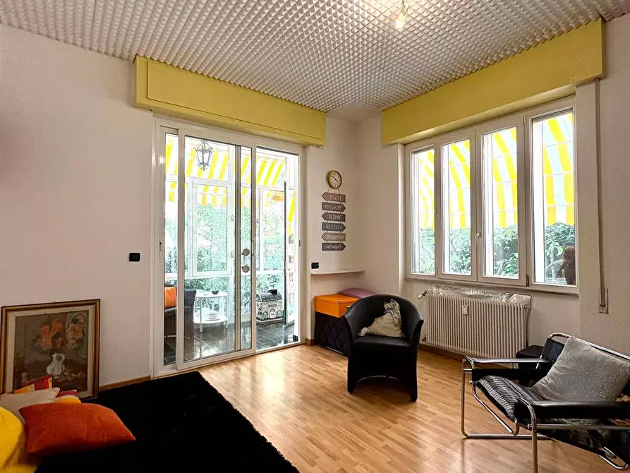 Immagine 12 di Appartamento in vendita  in Via Servettaz a Savona