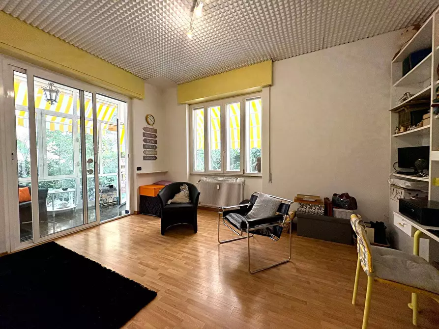 Immagine 13 di Appartamento in vendita  in Via Servettaz a Savona