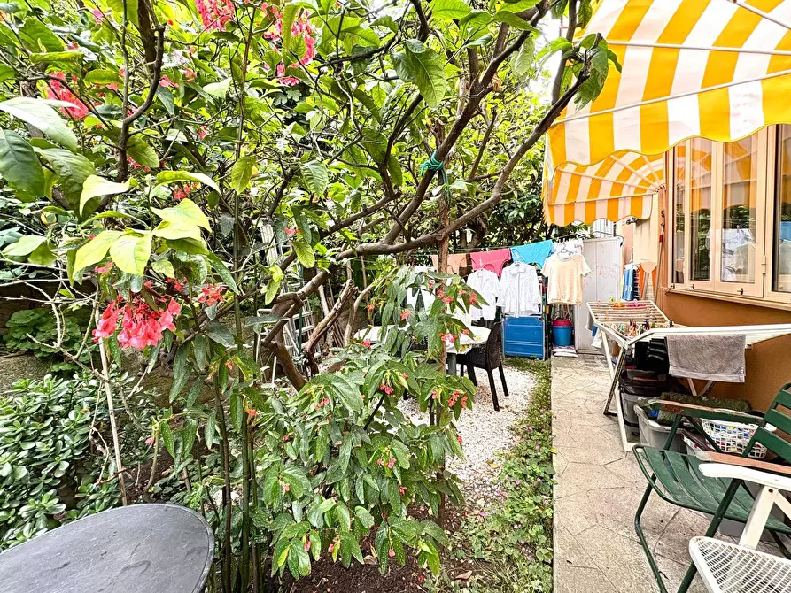 Immagine 16 di Appartamento in vendita  in Via Servettaz a Savona