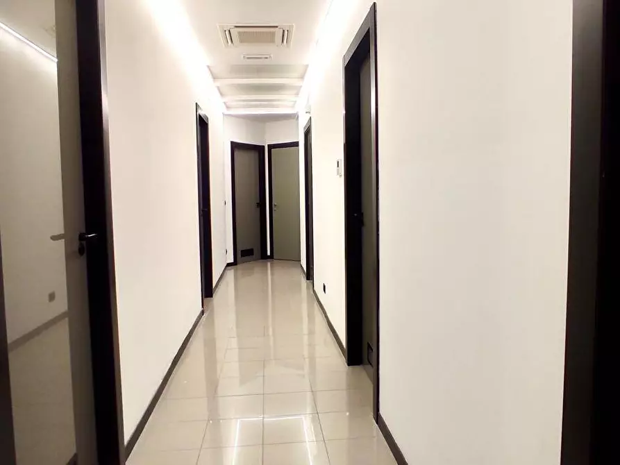 Immagine 3 di Appartamento in vendita  in Via Garassino a Savona