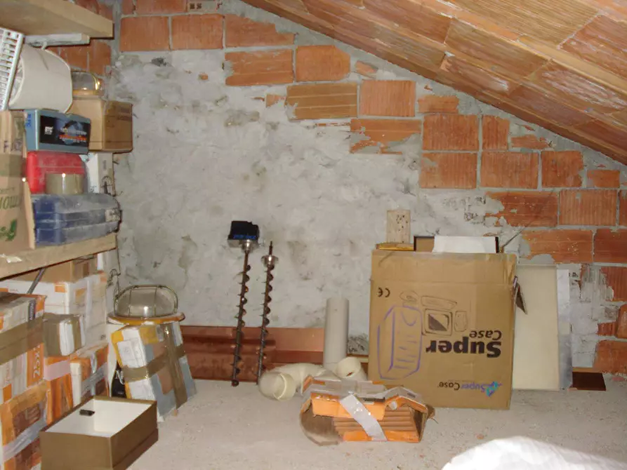 Immagine 76 di Appartamento in vendita  in Via Capanne a Quiliano