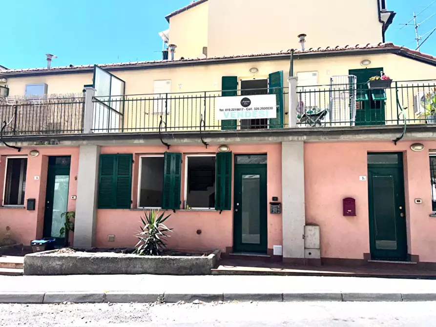 Immagine 2 di Villetta a schiera in vendita  in Padova 3F a Savona