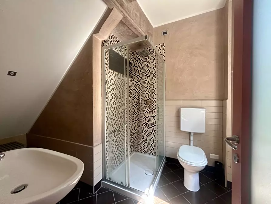 Immagine 18 di Appartamento in vendita  in Via Santuario a Savona