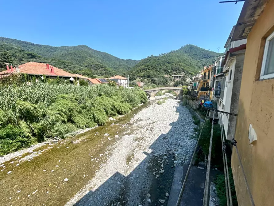 Immagine 25 di Appartamento in vendita  in Via Santuario a Savona