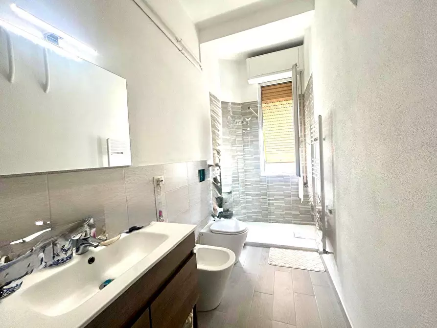 Immagine 22 di Appartamento in vendita  in Via Abba a Savona