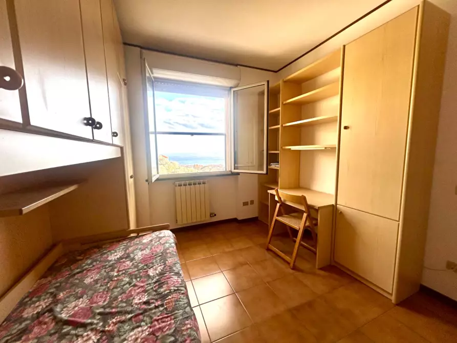 Immagine 13 di Appartamento in vendita  in Via I Maggio a Celle Ligure