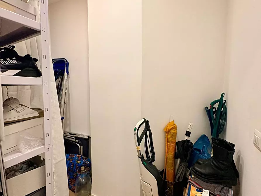 Immagine 26 di Appartamento in vendita  in CORSO ITALIA a Savona