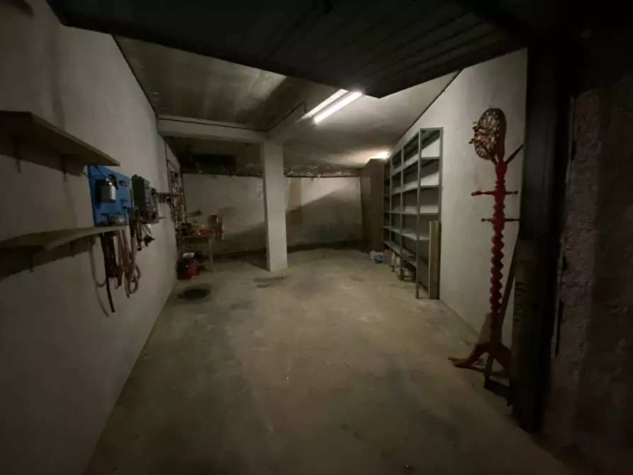 Immagine 1 di Box auto in vendita  in Via San Francesco d'Assisi a Savona