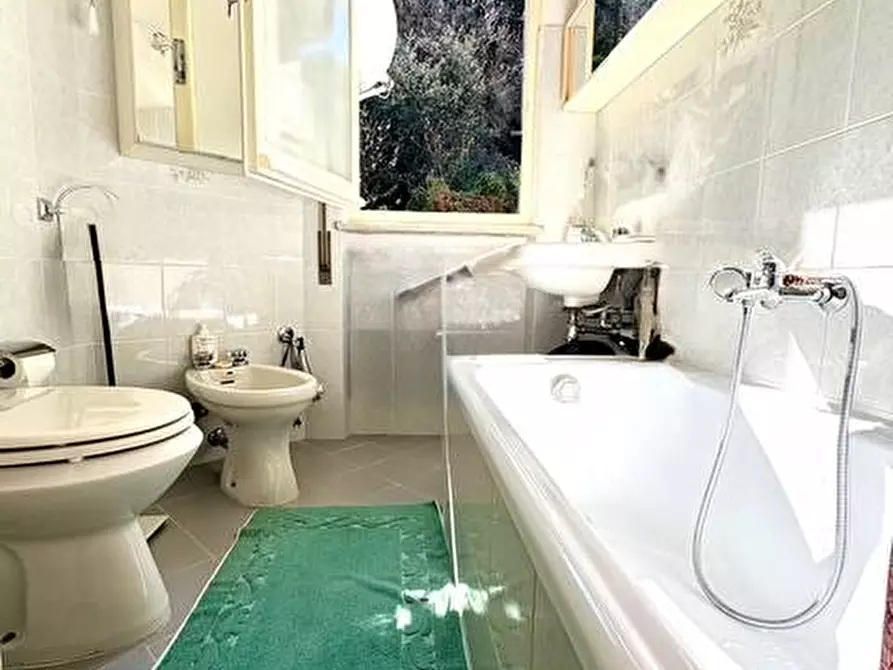 Immagine 16 di Appartamento in vendita  in VIA CORRIDONI a Savona