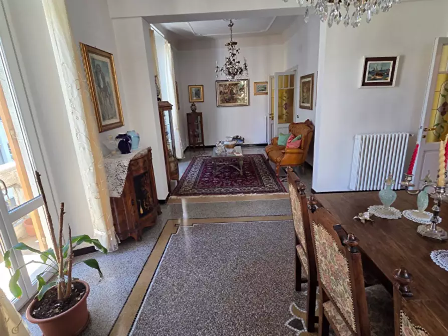 Immagine 2 di Appartamento in vendita  in Via Iv Novembre a Savona